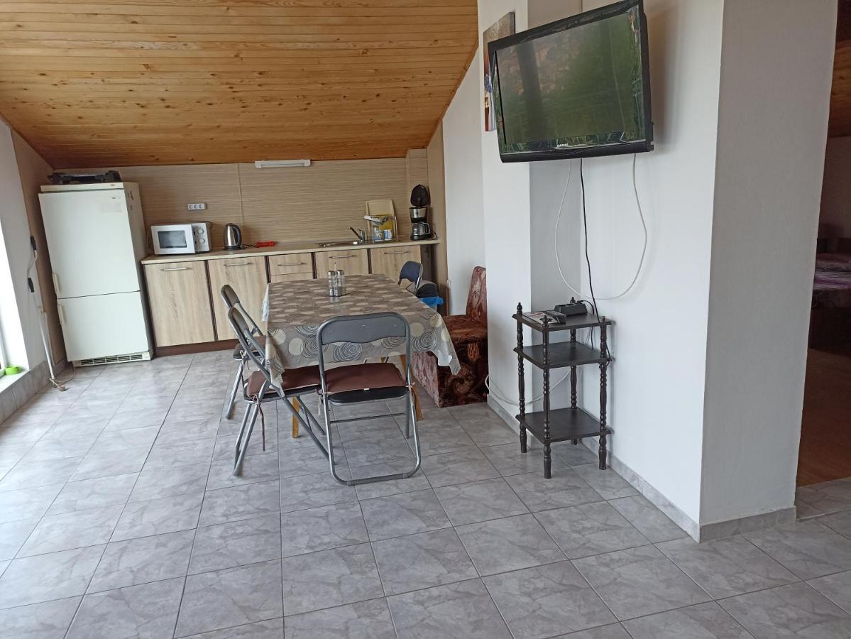 Appartement Stai Za Gosti Bazdarovi à Byala  Extérieur photo
