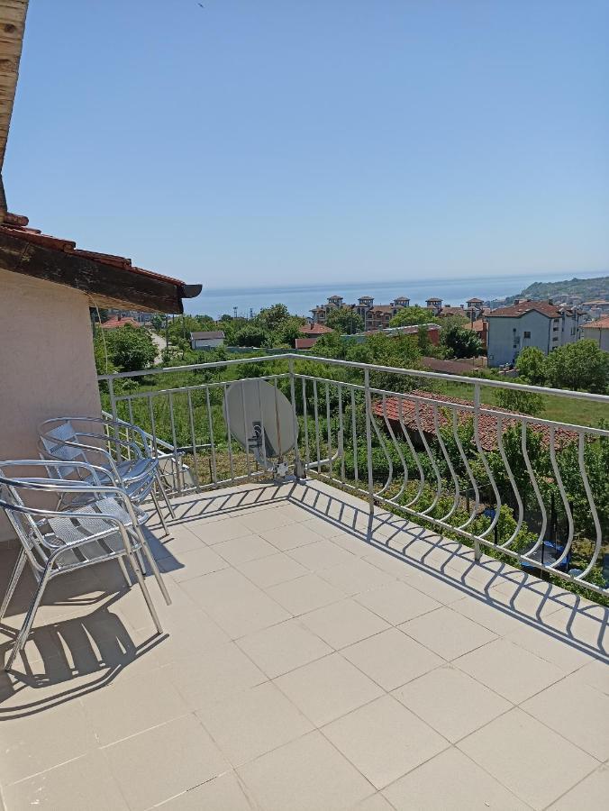 Appartement Stai Za Gosti Bazdarovi à Byala  Extérieur photo