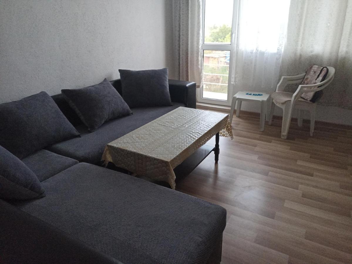 Appartement Stai Za Gosti Bazdarovi à Byala  Extérieur photo